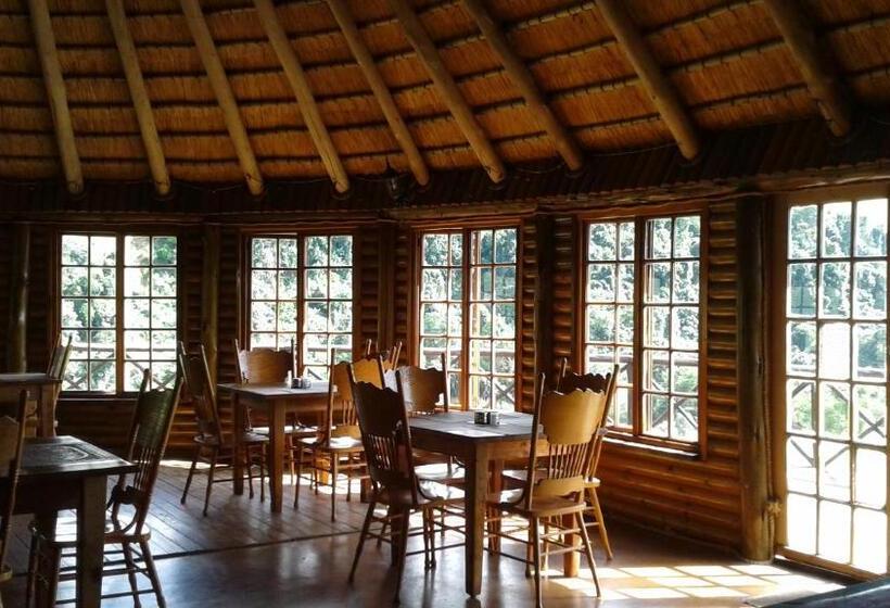 בית מלון כפרי Ledges Retreat