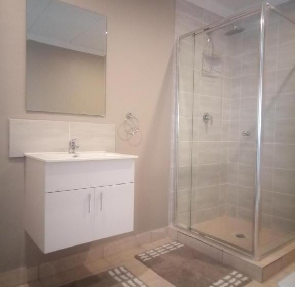 בית מלון כפרי Ledges Retreat