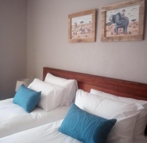 בית מלון כפרי Ledges Retreat