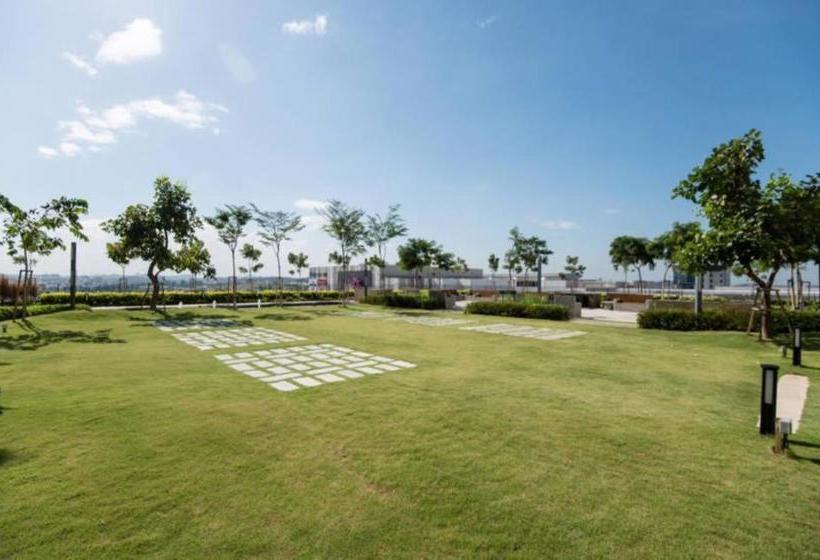 Threefour Guesthouse For 26 At Trefoil Setia Alam