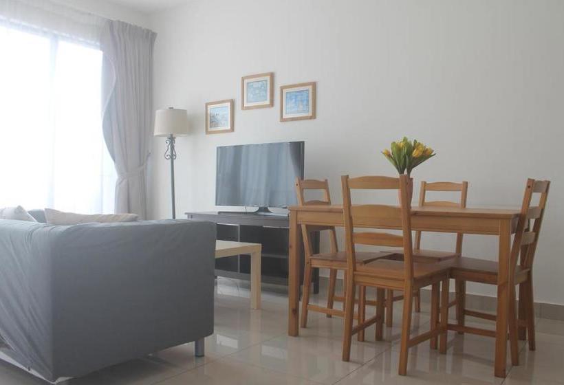 Threefour Guesthouse For 26 At Trefoil Setia Alam