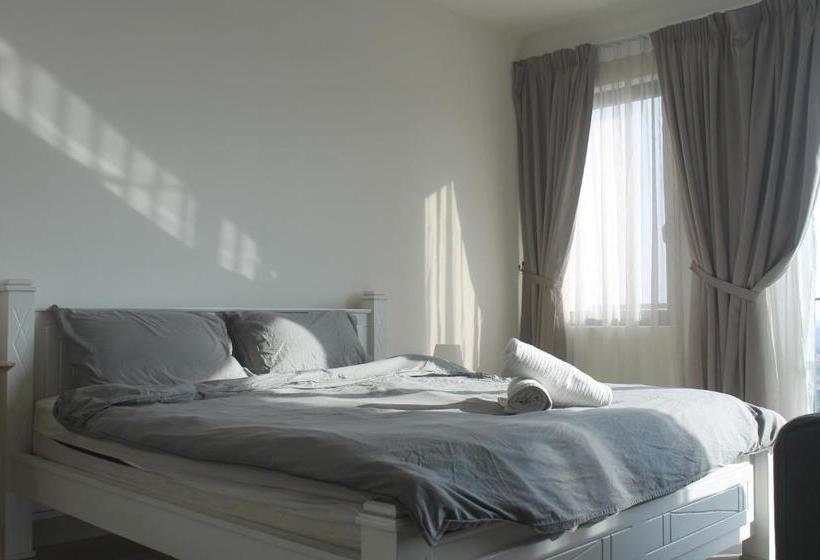 Threefour Guesthouse For 26 At Trefoil Setia Alam