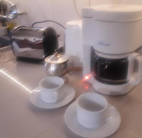 بنسيون Aguilar House Hostel B&b