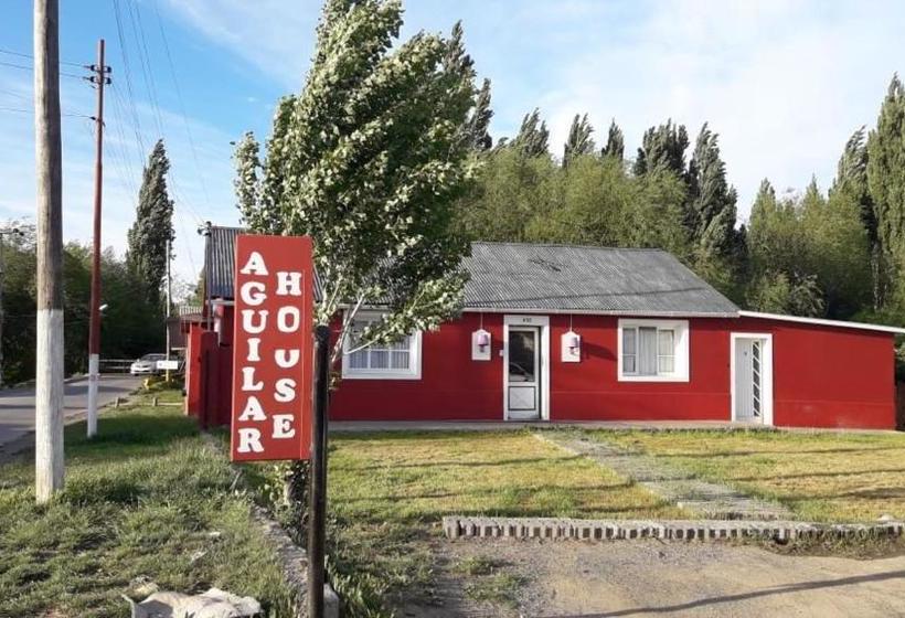 بنسيون Aguilar House Hostel B&b