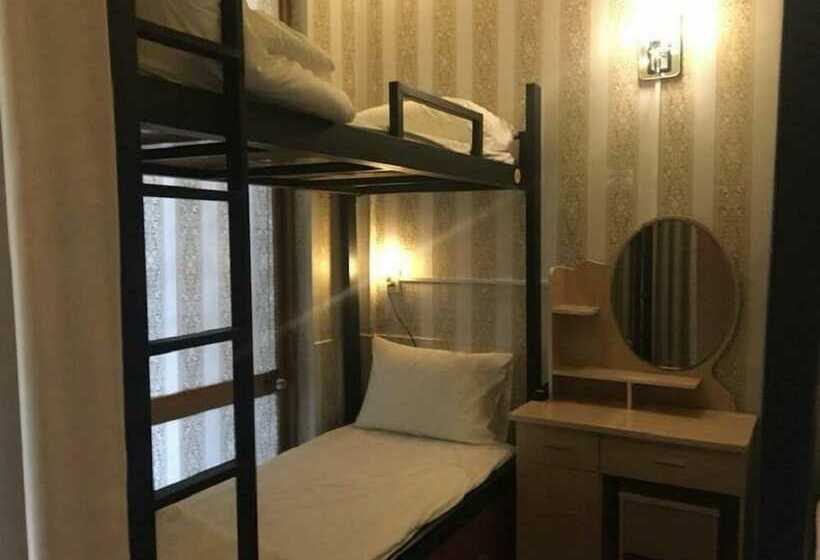 پانسیون Alin Homestay Hostel