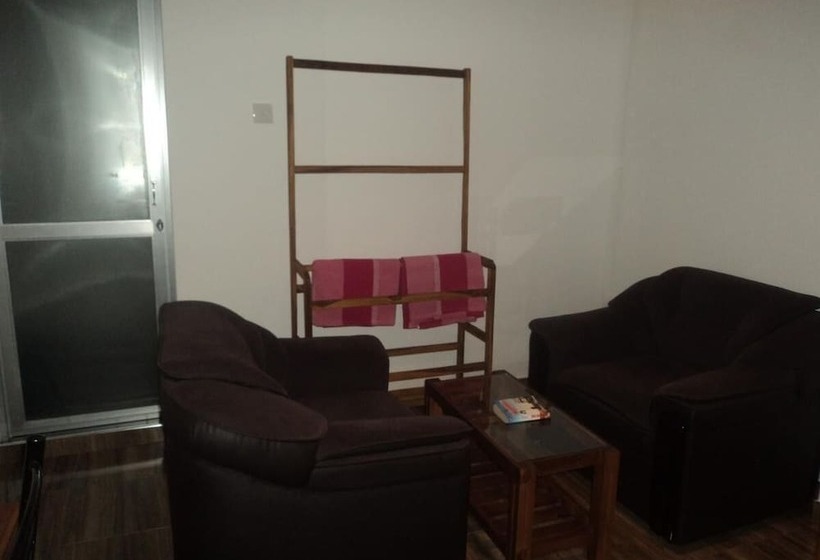 פנסיון Baby Elephant Green House