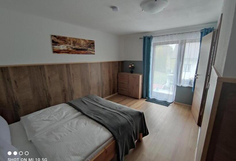 بنسيون Berliner Ecke