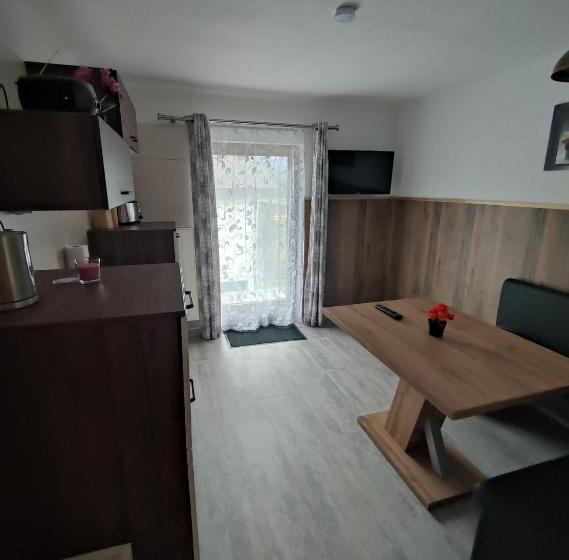 بنسيون Berliner Ecke