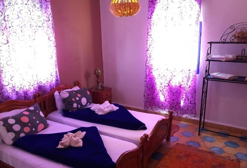 پانسیون Camping & Hôtel Le Calme