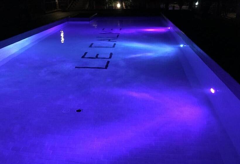 پانسیون Camping & Hôtel Le Calme