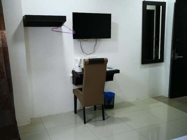 פנסיון Comfort Inn