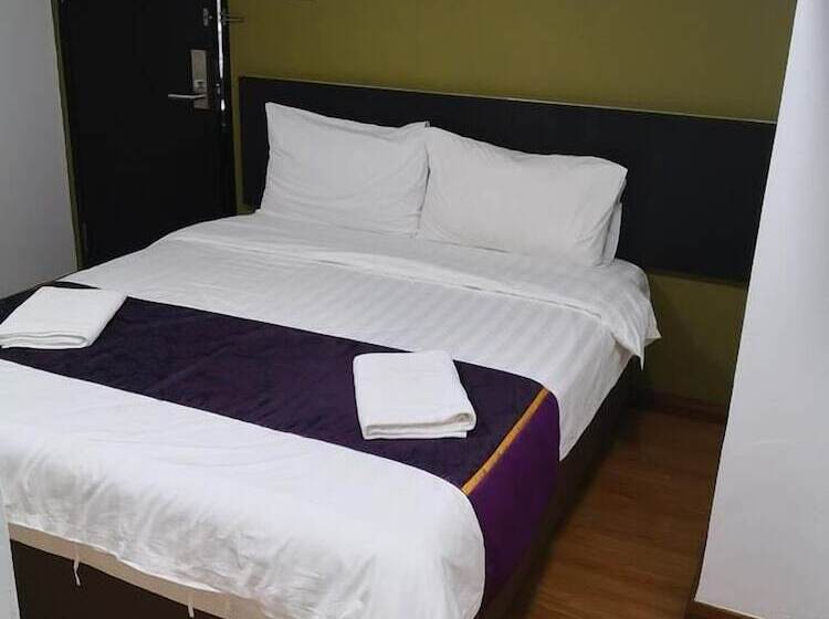 פנסיון Comfort Inn