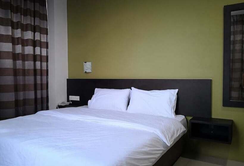 פנסיון Comfort Inn