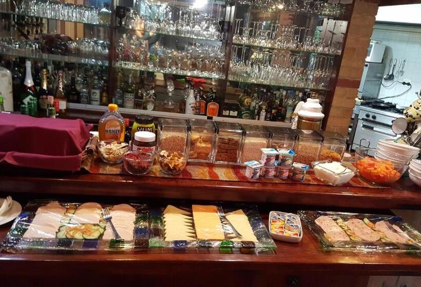 פנסיון Crocodile Lodge Cc