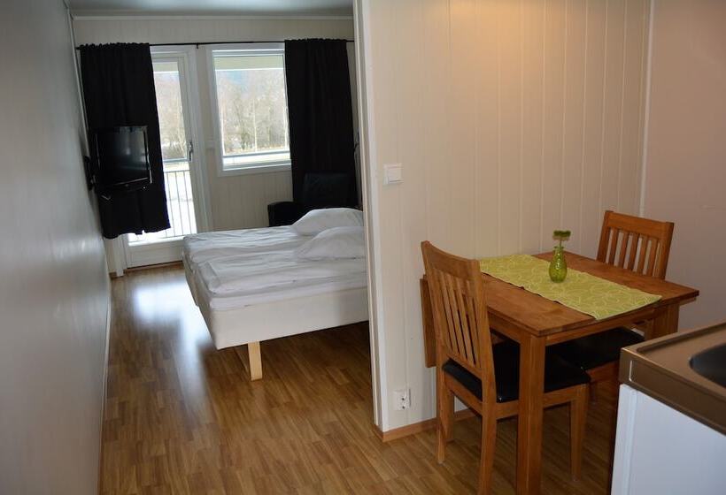 Пансион Førde Gjestehus Og Camping