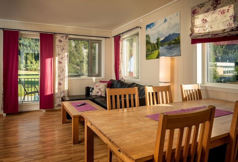 Пансион Førde Gjestehus Og Camping