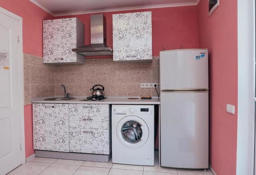 پانسیون Guest House Vadlen