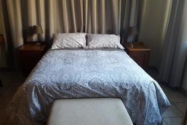 پانسیون Pretoria Inn