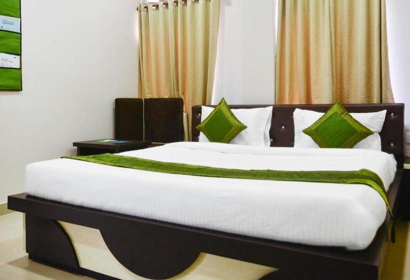 Treebo Trend Hotel Rudraksh