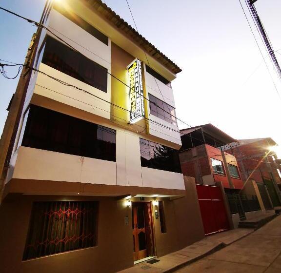 هاستل Kantu Hospedaje