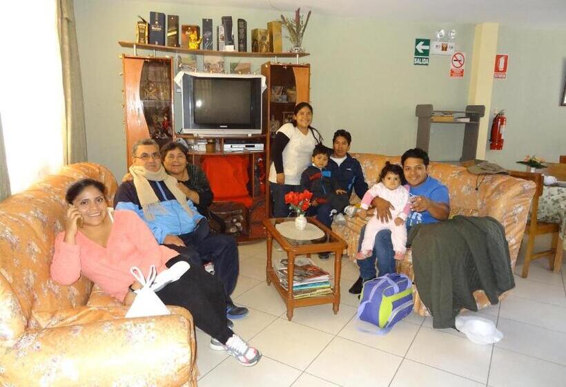 هاستل Kantu Hospedaje