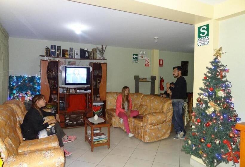 هاستل Kantu Hospedaje