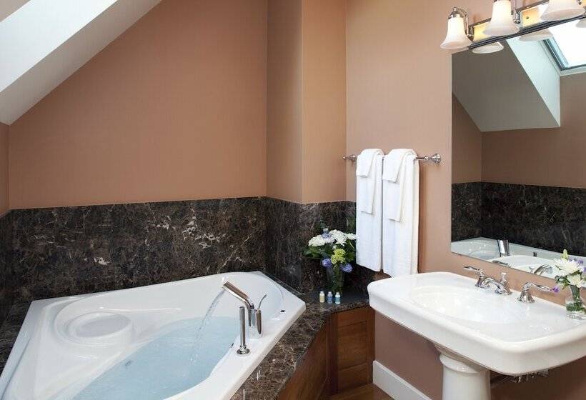 הוסטל The Jackson