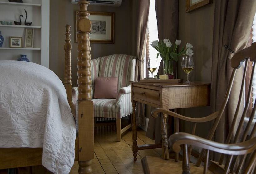 הוסטל The Jackson