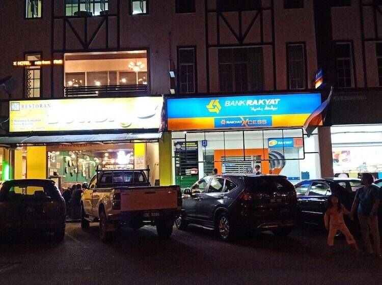 فنادق الكبسولة Sleepbox Hotel   Hostel