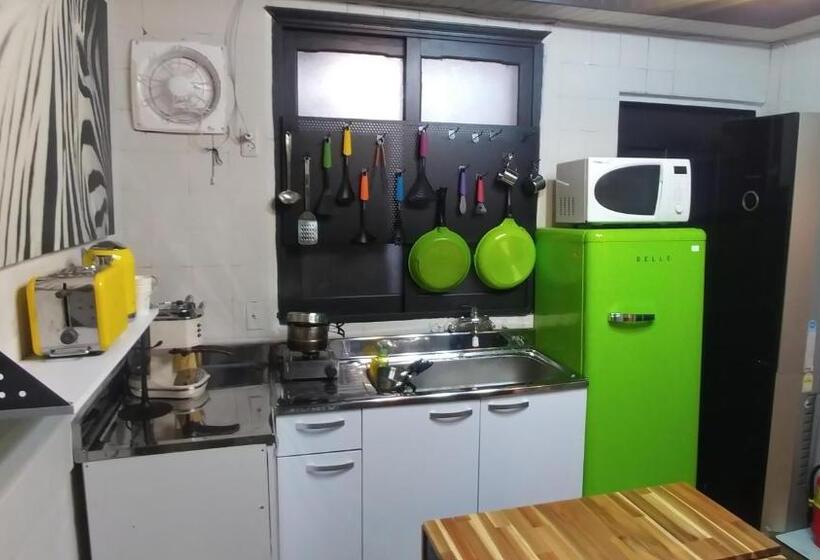 Pensió Dalbit Stay Seodaejeon