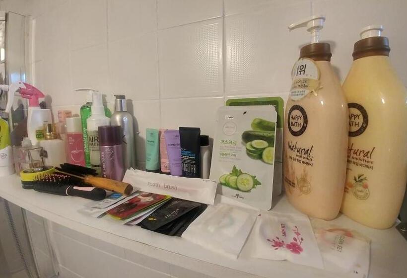 Pensió Dalbit Stay Seodaejeon