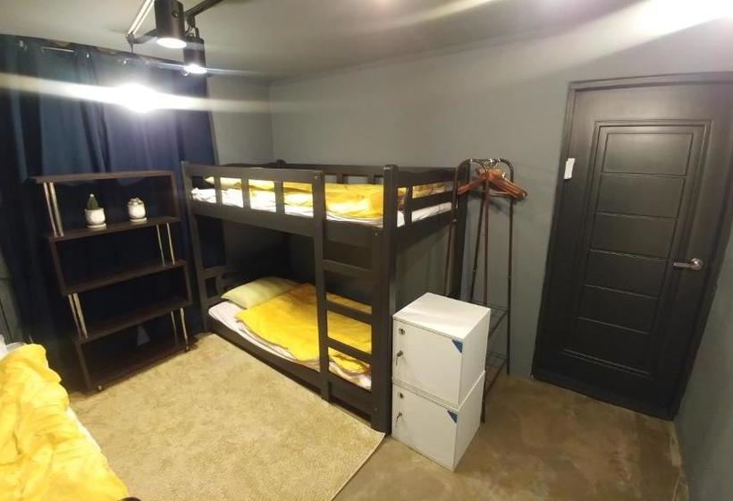 Pensió Dalbit Stay Seodaejeon