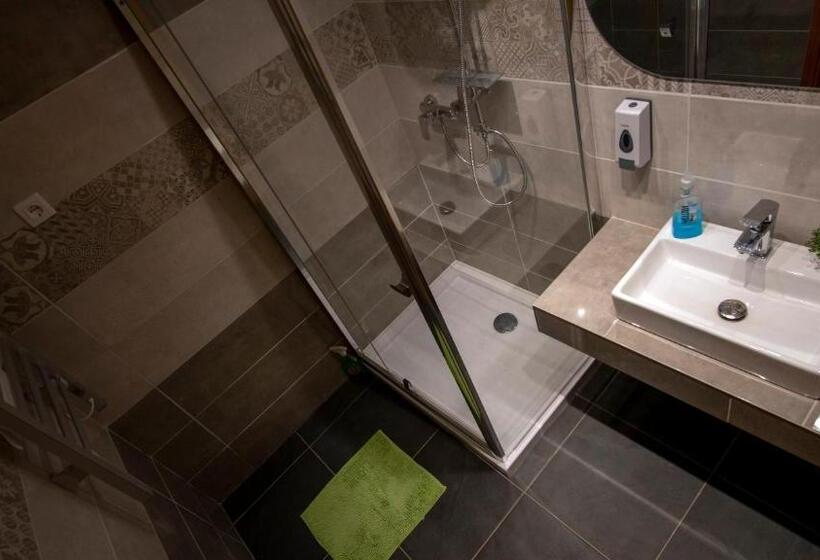 펜션 Dombtető Vendégház