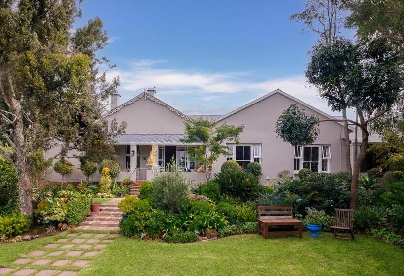 پانسیون Fiddlewood Fields Guest House