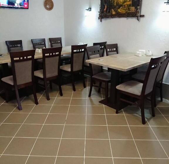 پانسیون Hollywood