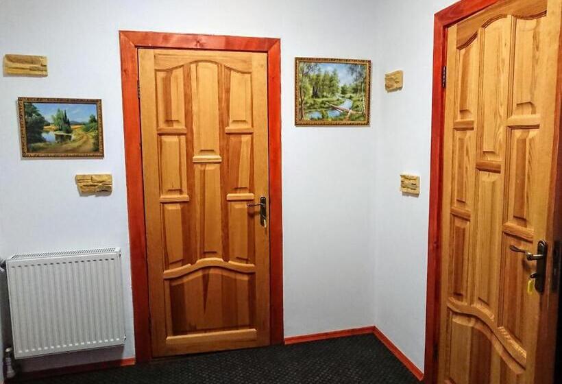 پانسیون Hollywood