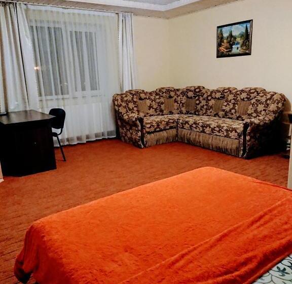 پانسیون Hollywood