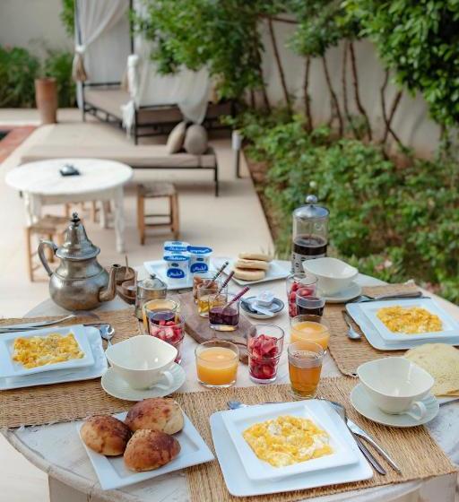 펜션 La Maison Rayhan