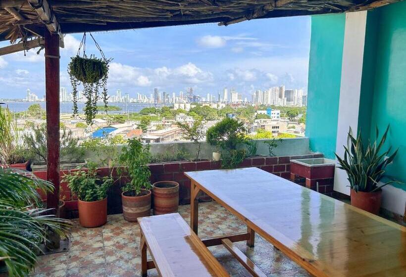 بنسيون La Terraza De Estella