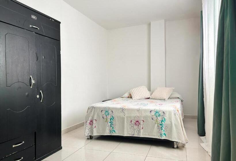 بنسيون La Terraza De Estella