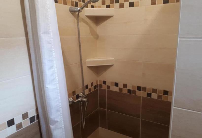 פנסיון M47 Vendégház Airport