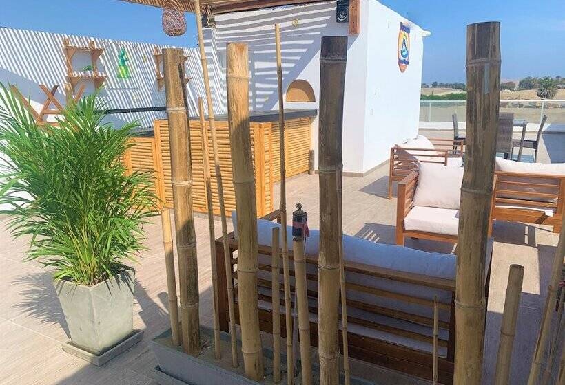 פנסיון Paracas Guest House