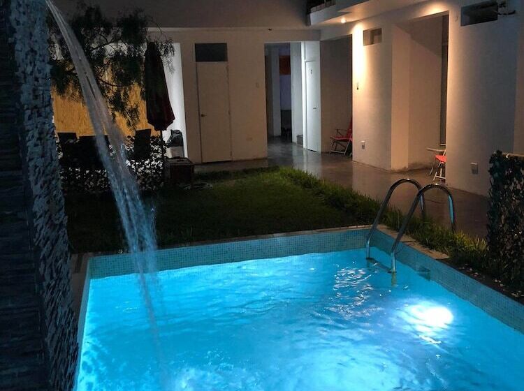 פנסיון Paracas Guest House