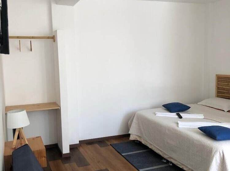 פנסיון Paracas Guest House