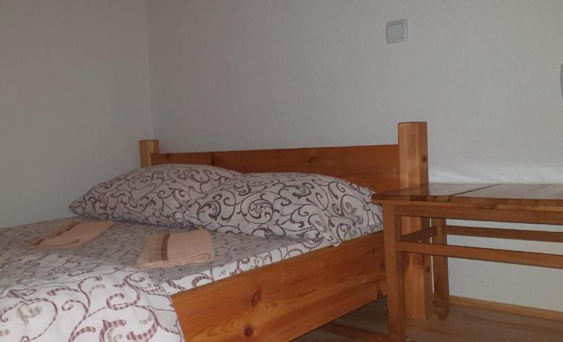 پانسیون Restoran ,, Pogled