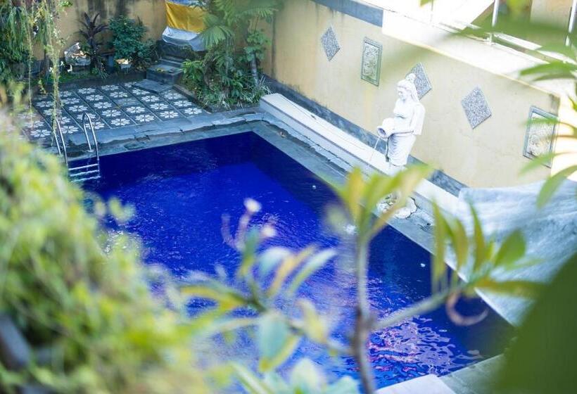 ペンション Sanata Yoga Guesthouse