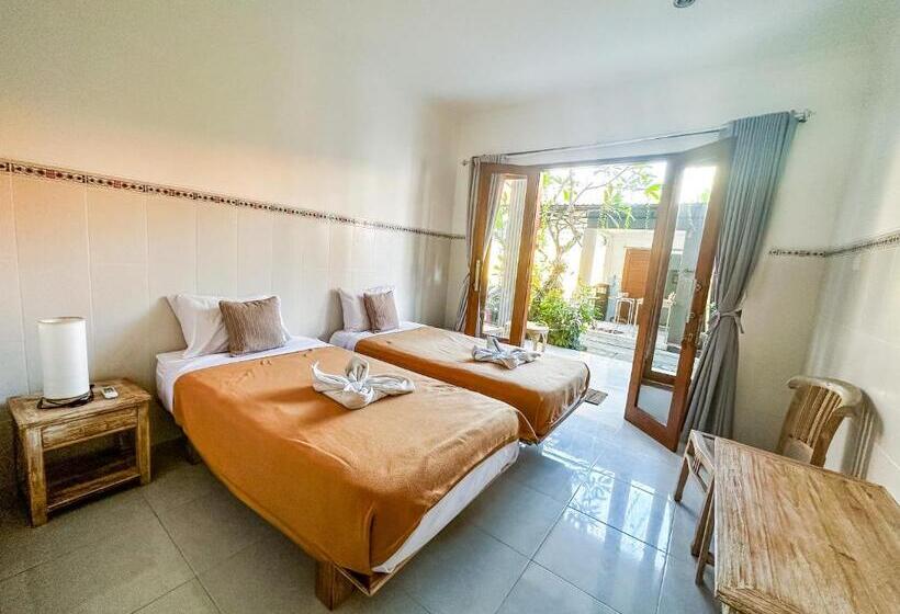 ペンション Sanata Yoga Guesthouse