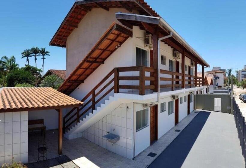 펜션 Suítes Canoas Ubatuba