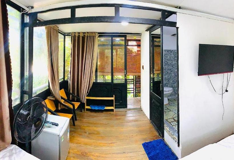 پانسیون The Local House Phu Yen