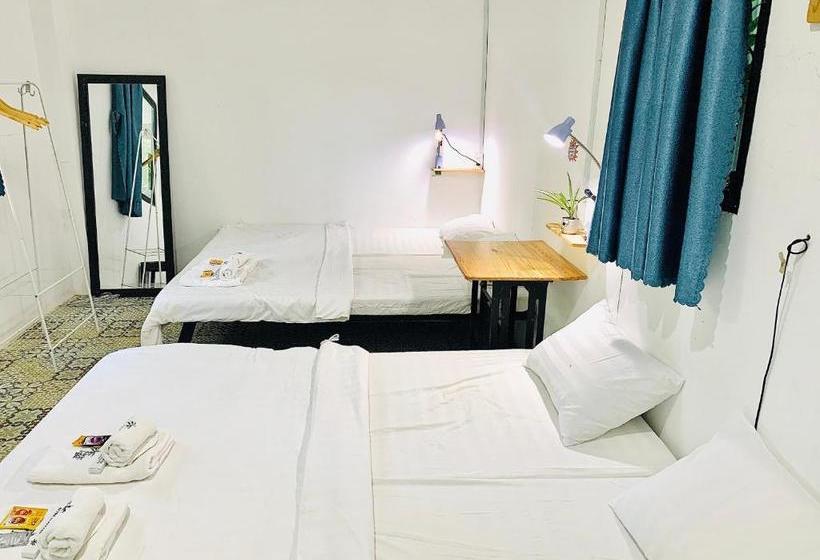 پانسیون The Local House Phu Yen